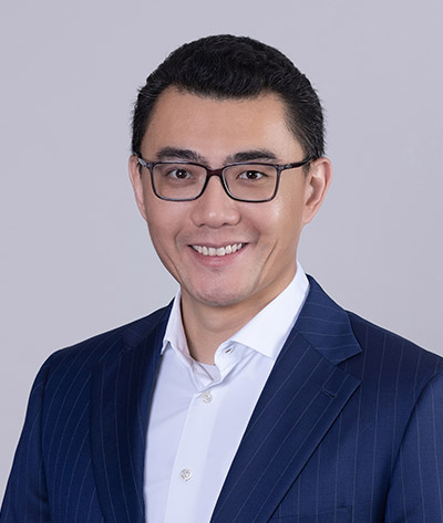 Photo of Louis Y. Wei 